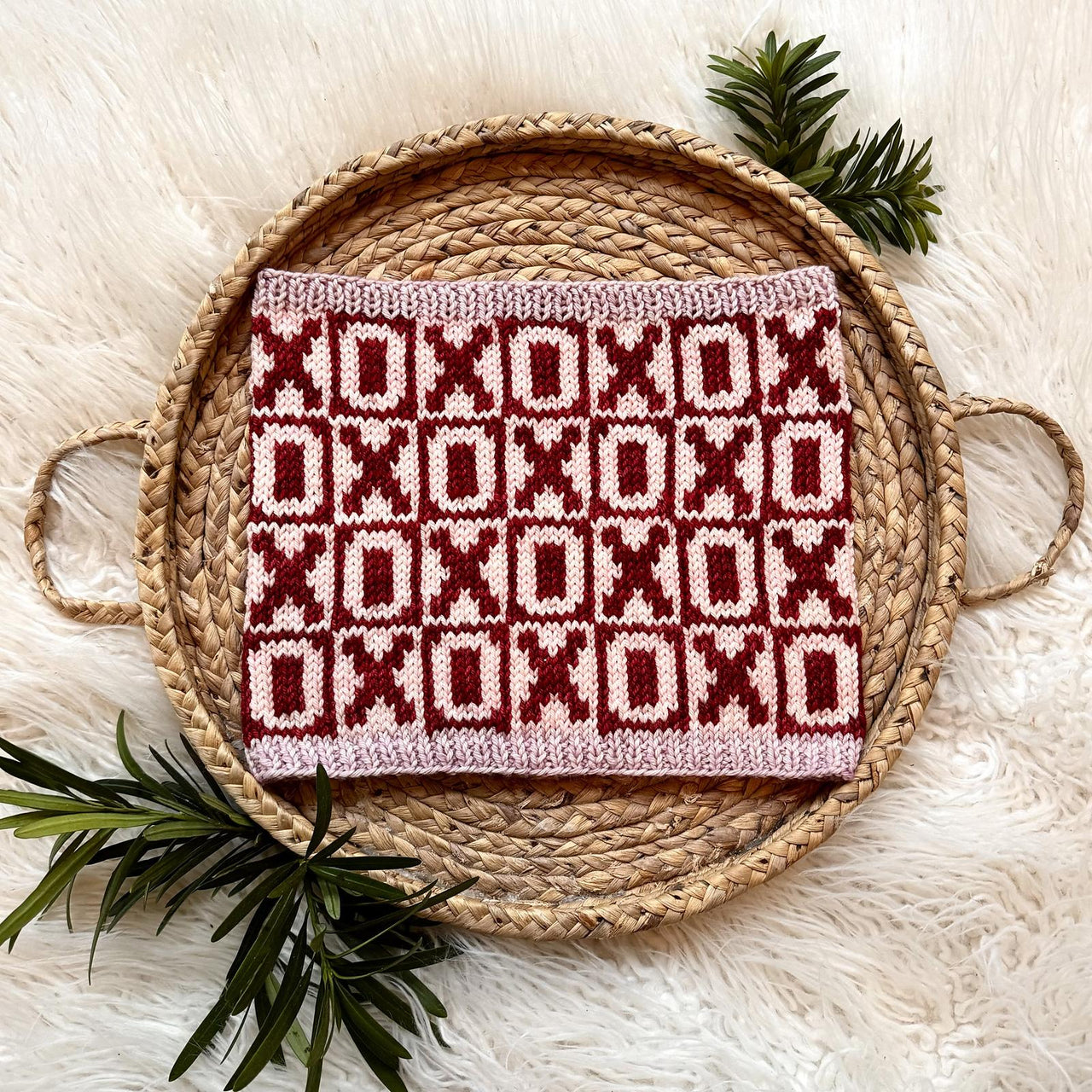 XOXO Cowl