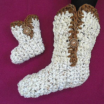 913 - Buttoned Boots Slippers
