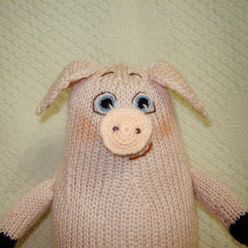 Knit pink pig, DIY Stuffed Animal