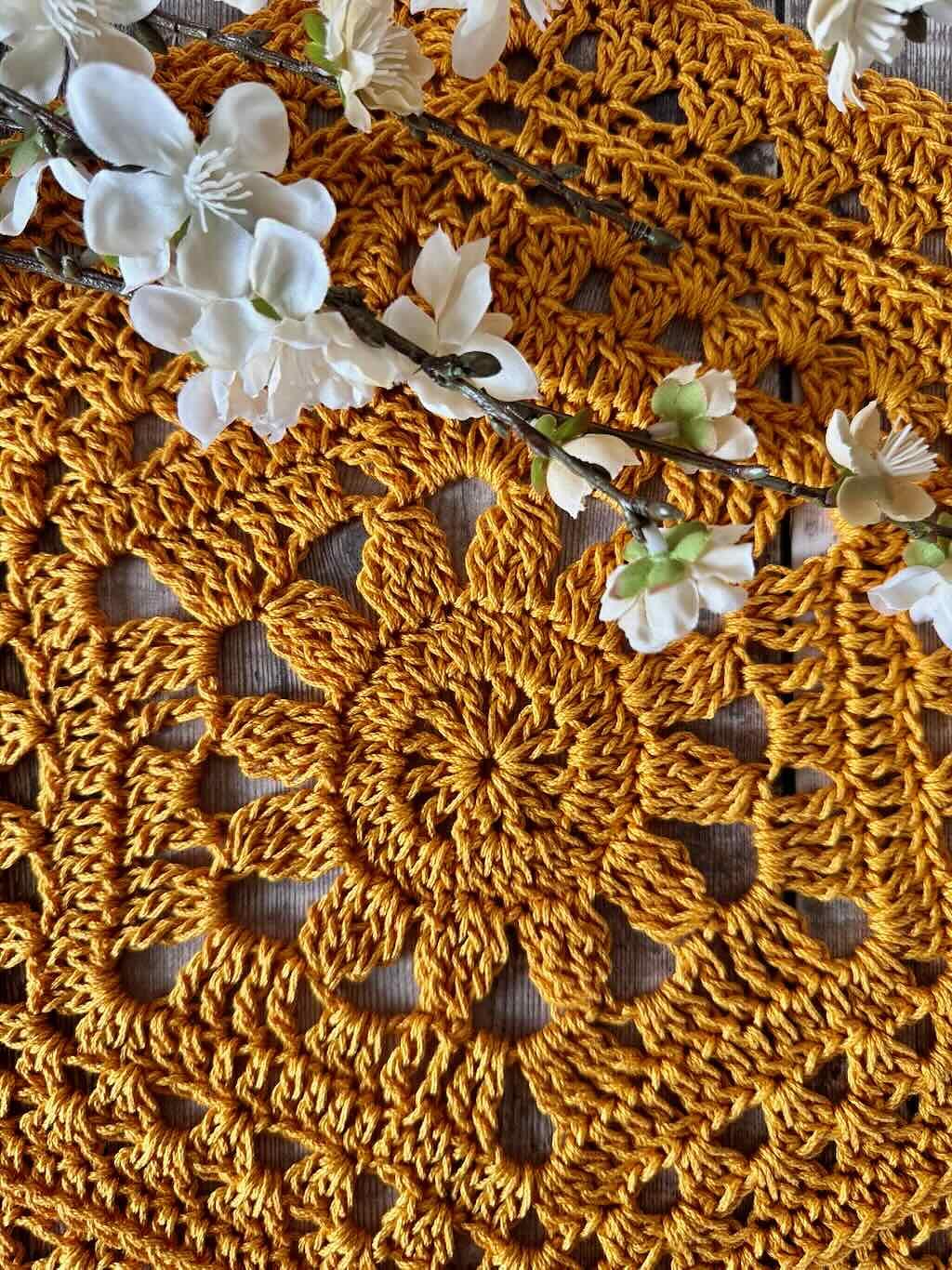Clover and Comb Placemat