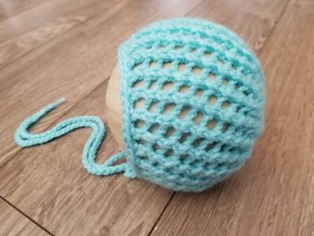Honeycomb Bonnet