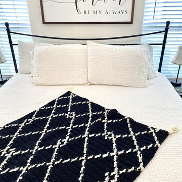 Scandinavian Throw
