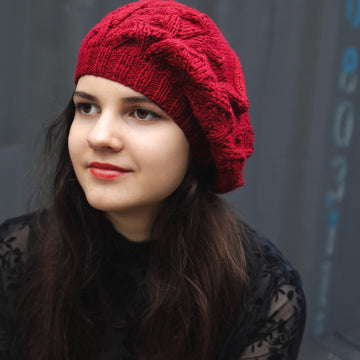 Compass Arrow Beret