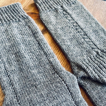 Cable Back Socks
