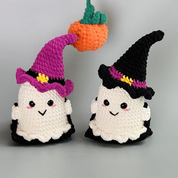 Ghost Witch Hats Sit on Swing Pumpkins crochet