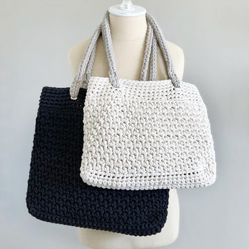 The Mega Tote 060