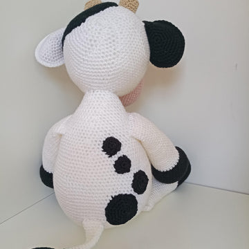 Crochet Amigurumi Toy Cow Bubbles