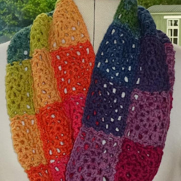 Autumn Shopping Cowl