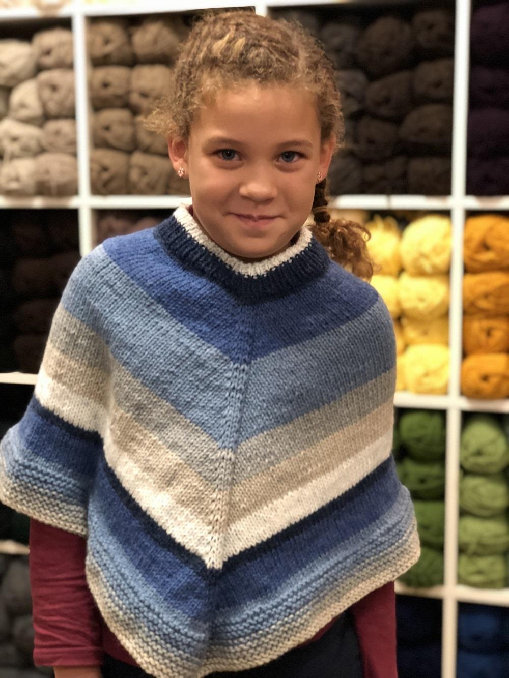 Girls Poncho in Plymouth Yarn Hot Cakes - F829 - Downloadable PDF