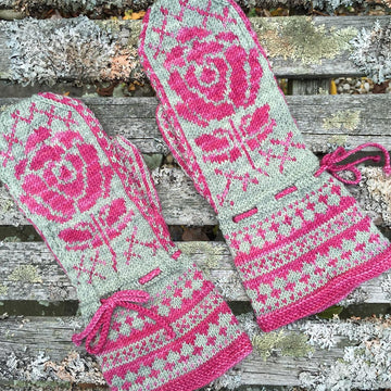 Rosa Mitten