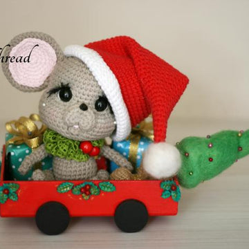Marichi, the Chibi Christmas Mouse Amigurumi