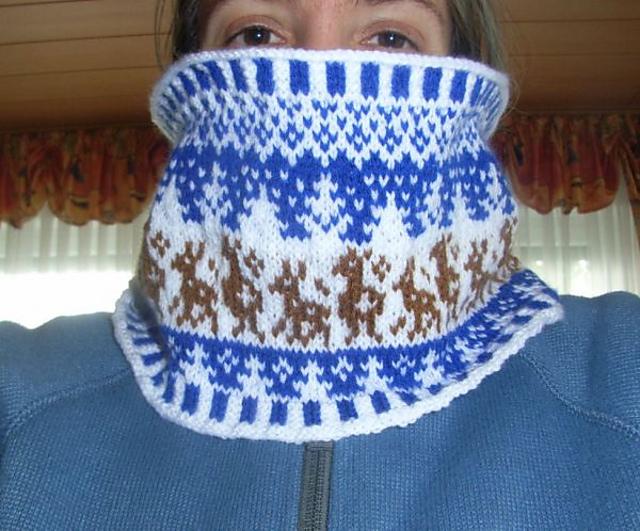 Roe deer winter cowl