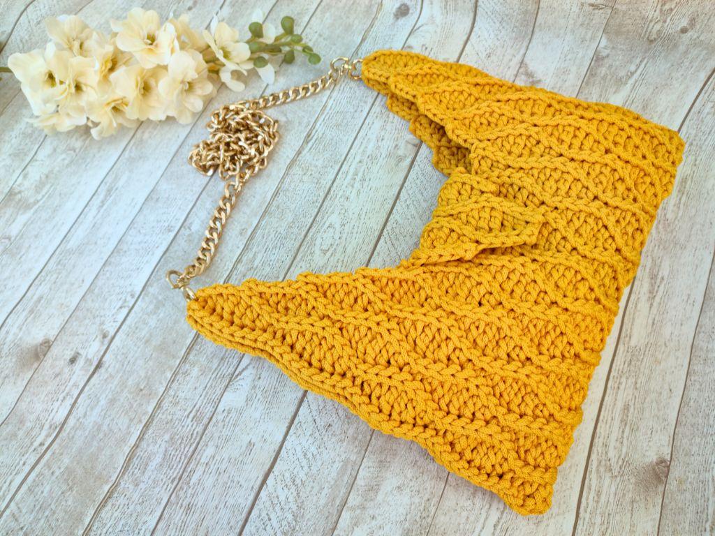 Wavy Hobo Bag — Slouchy Crochet Shoulder & Crossbody Bag