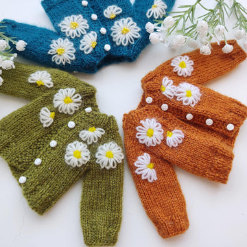 Daisy cardigan for Paola Reina