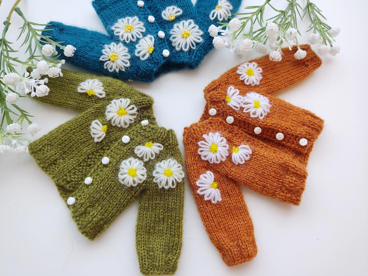 Daisy cardigan for Paola Reina