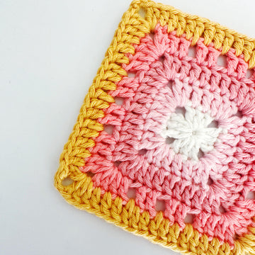 Easy Eyelet Granny Square