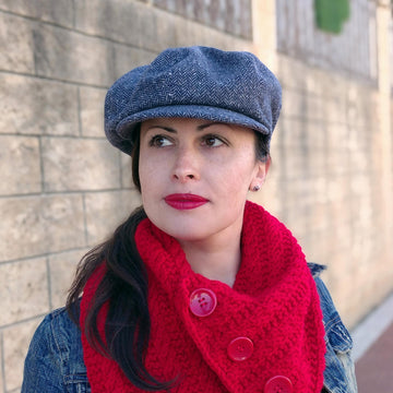 Inesse knit scarf with buttons