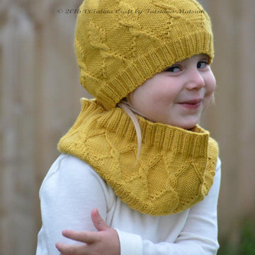 My Crown Beanie and Cowl Set