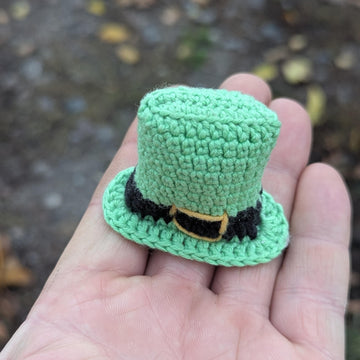 Mini Leprechaun Halloween Hat Hair Clip English-US