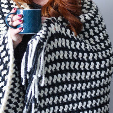 Prim Stripe Throw