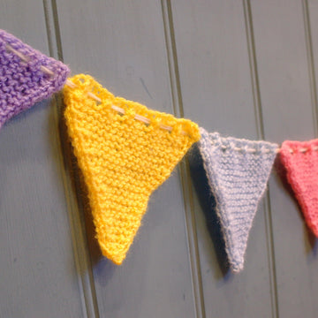 Easy bunting flags