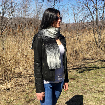 Easy Crochet Scarf Pattern for Women: Easy Laddered Scarf