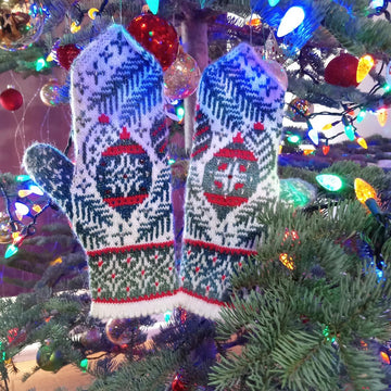 Merry Christmas Tree Mittens