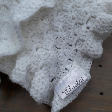 Eloelai Corner-to-Corner Blanket with Ruffled Edge