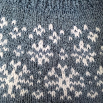Snowfall sweater