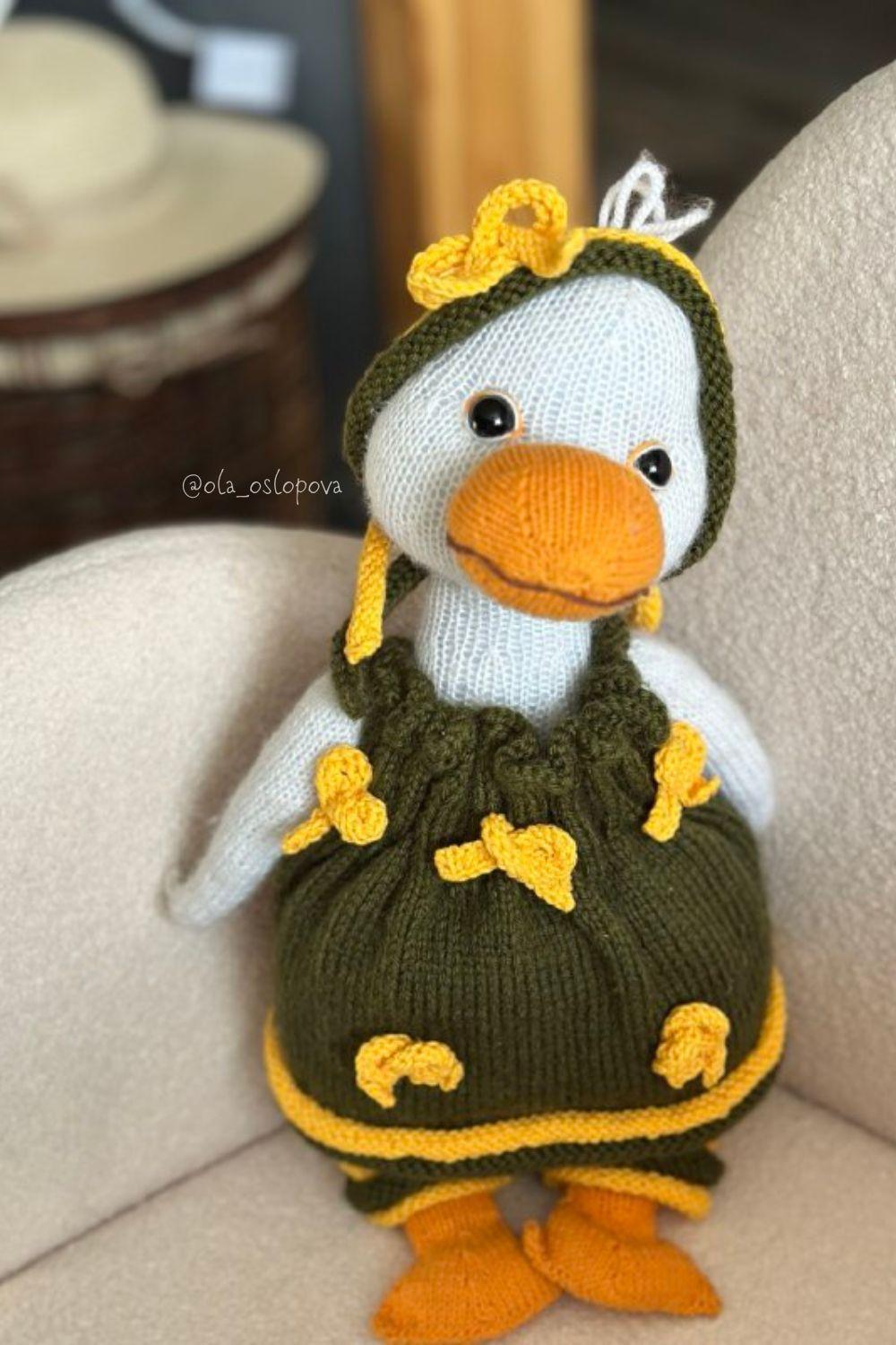 Spring Knitting Toy Clothes for Geese – Theo & Mabel