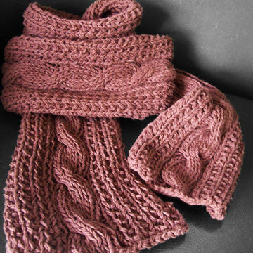 Simple cable scarf