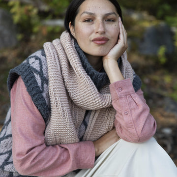 Stacked Lines Scarf