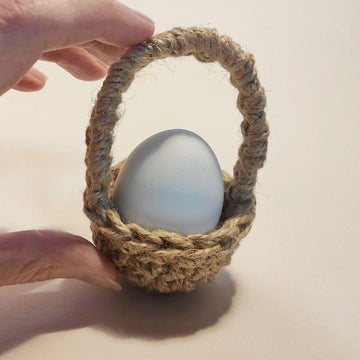 Small basket for table decor