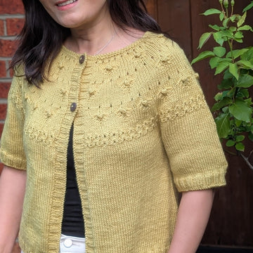 Rosebud Top