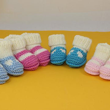 Premature Tiny and Newborn Baby Sock and Slipper Booties 4 designs