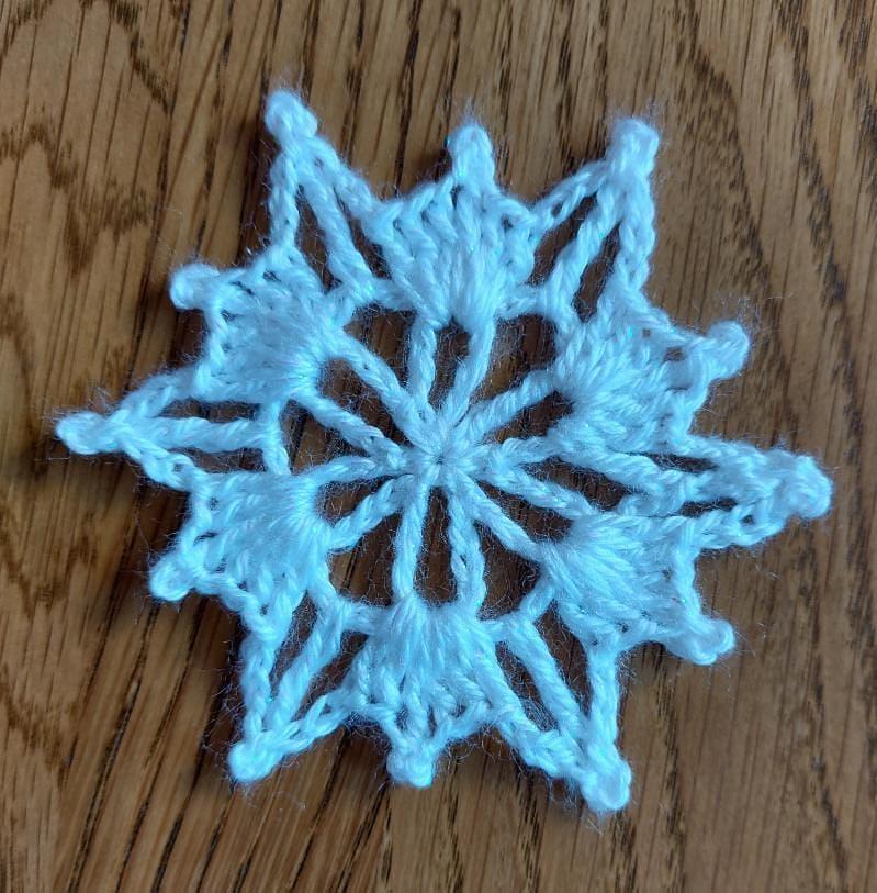 Lumi 8 snowflake