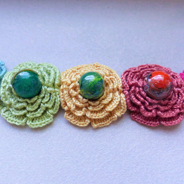 Bracelet "Big Flowers and pearls"