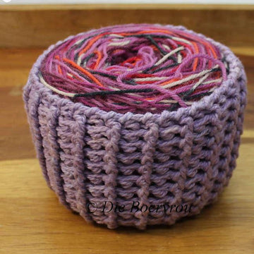 Yarn Cake Cozy (100g cakes)