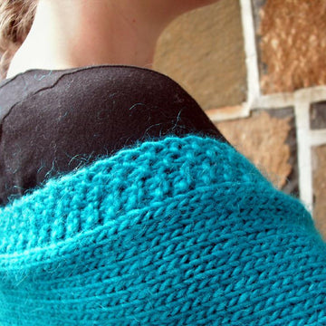December Pocket Cowl