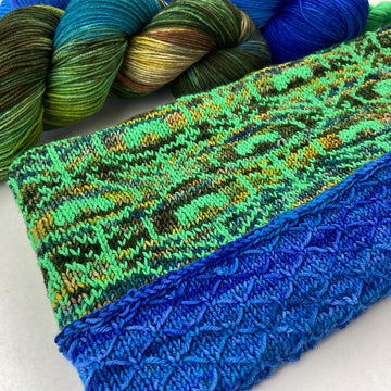 Peacock Cowl