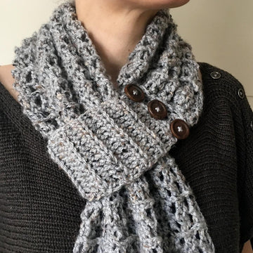 Easy Crochet Scarf Pattern with Buttons: Button-Up-Beauty Scarf