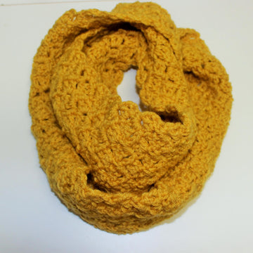 Queen's Lace Infinity Scarf