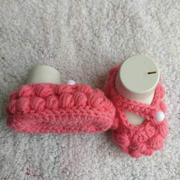 Baby girl puff shoe worked flat