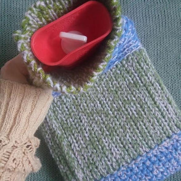 Hot water bottle cosy / cover crochet pattern