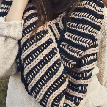 Illusionist Infinity Scarf