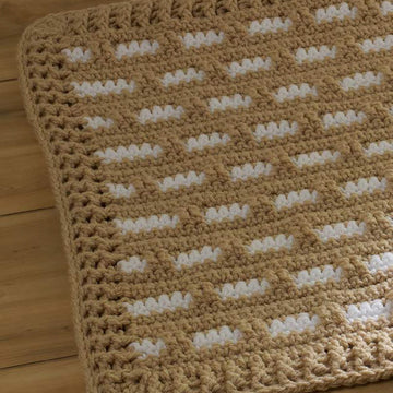 Hearth & Home Rug in Red Heart Super Saver Chunky - LW3799 - Downloadable PDF