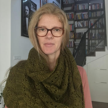Lealett shawl