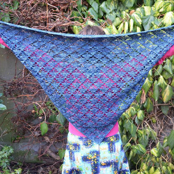 Pyramid shawl