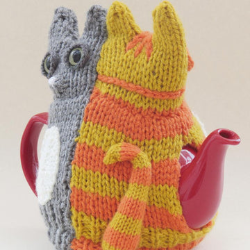 Tail of Two Kitties Tea Cosy