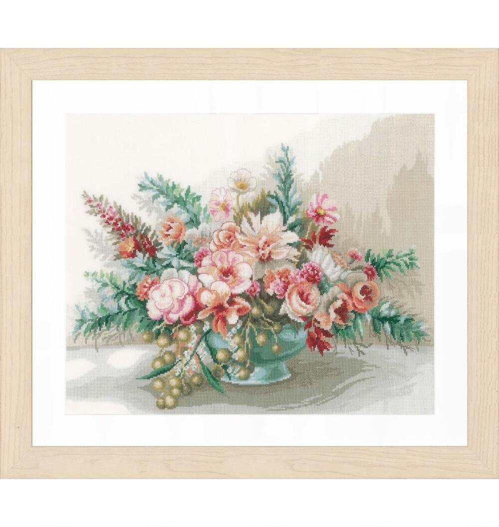 Lanarte Bouquet of Flowers Cross Stitch Kit (Evenweave)